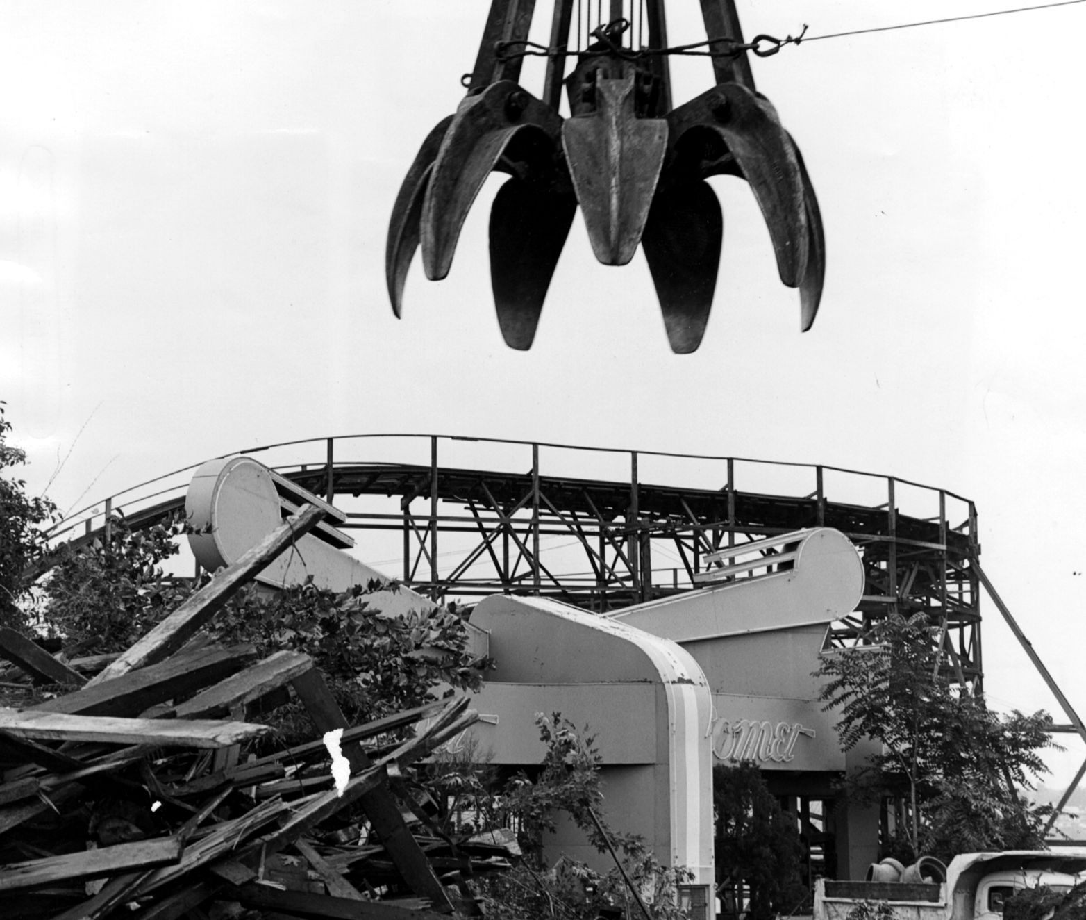 Demolition at Forest Park Highlands, 1965